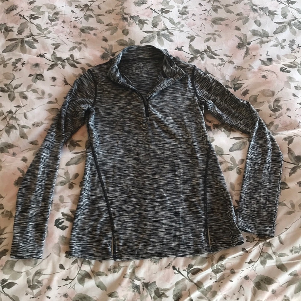 Active long sleeve top